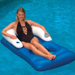 Poolmaster Classic Pool Lounge -AquaHaven Shop 85600LsClassicFloatingLounger800px